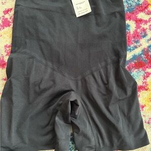 Nicole Miller Nude and Black Shorts